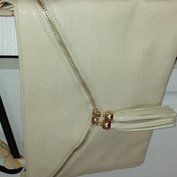 Temptation Italy beige envelope clutch purse NWoT - Picture 3 of 16
